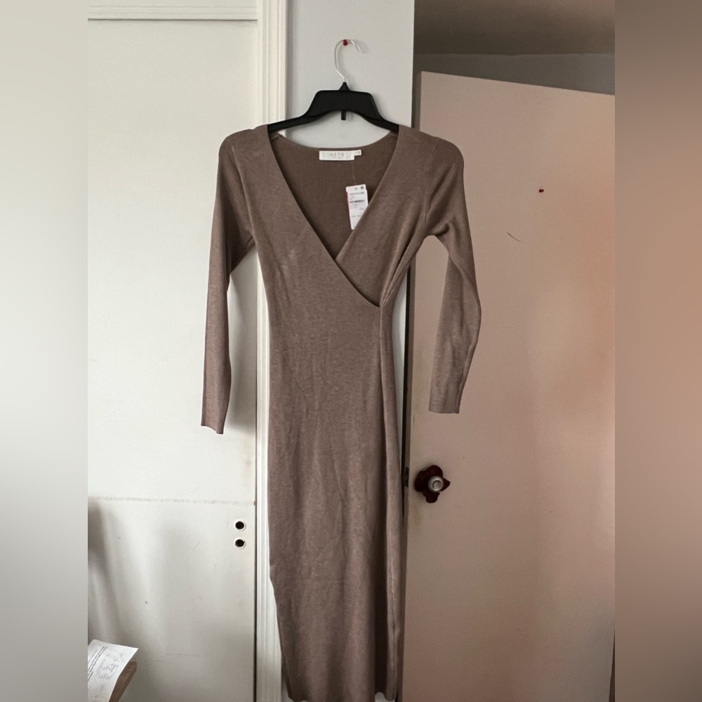 ASTR long sleeved sweater dress